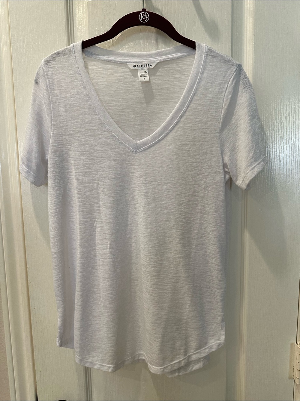 Athleta White VNeck t-shirt